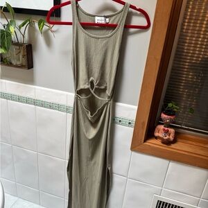 Hello Molly Olive / khaki Dress